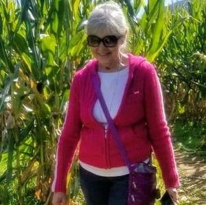 Meet your Posher, Deborah